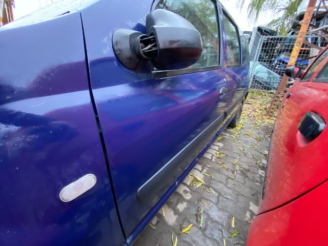 bontott DACIA LOGAN Bal első Ajtó (Üres lemez)