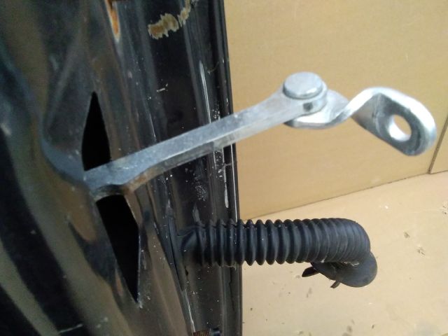 bontott DACIA LOGAN Bal első Ajtóhatároló