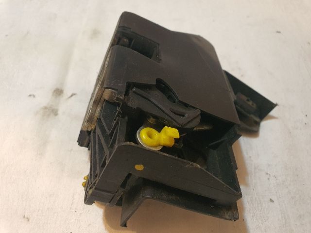 bontott DACIA LOGAN Bal első Ajtózár