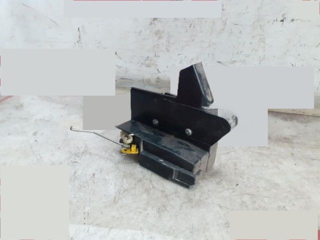 bontott DACIA LOGAN Bal első Ajtózár