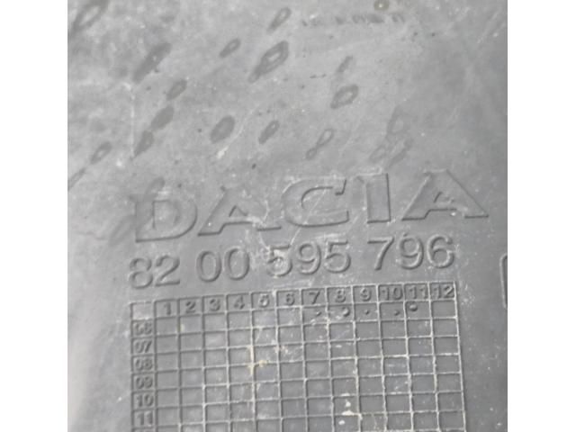 bontott DACIA LOGAN Bal első Dobbetét (Kerékjárati, Műanyag)