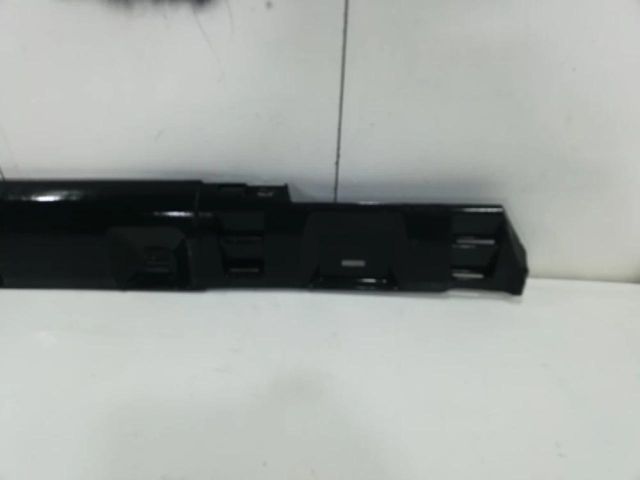 bontott DACIA LOGAN Bal első Küszöb Díszléc