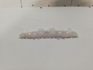 bontott DACIA LOGAN Bal első Lökhárító Tartó (Műanyag)