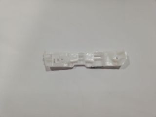 bontott DACIA LOGAN Bal első Lökhárító Tartó (Műanyag)