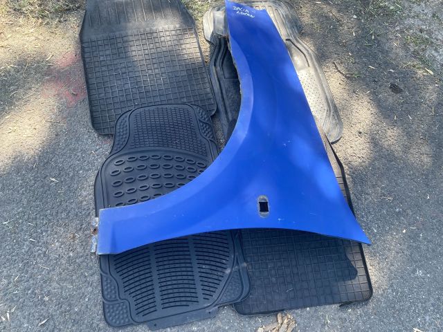 bontott DACIA LOGAN Bal első Sárvédő