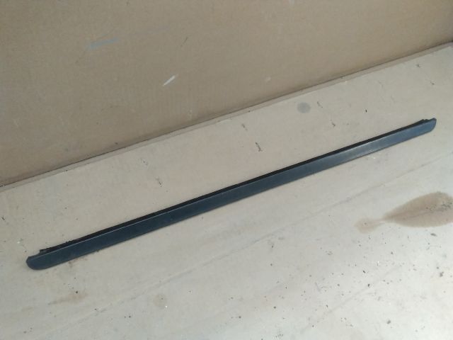 bontott DACIA LOGAN Bal első Vízlehúzó Gumicsík