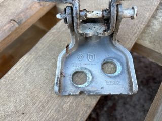 bontott DACIA LOGAN Bal első Zsanér