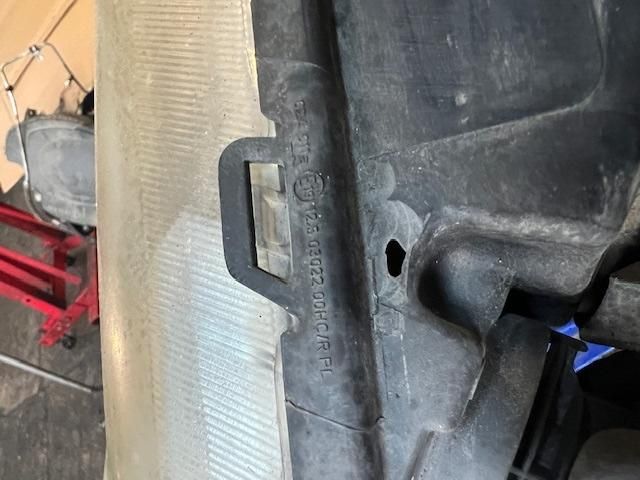 bontott DACIA LOGAN Bal Fényszóró