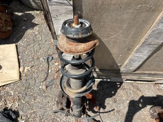 bontott DACIA LOGAN Bal Gólyaláb Csonkállvánnyal