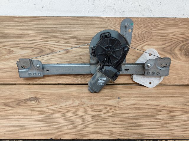 bontott DACIA LOGAN Bal hátsó Ablakemelő Szerkezet (Elektromos)