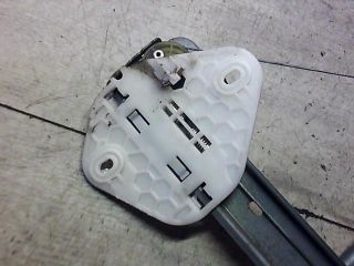 bontott DACIA LOGAN Bal hátsó Ablakemelő Szerkezet (Mechanikus)