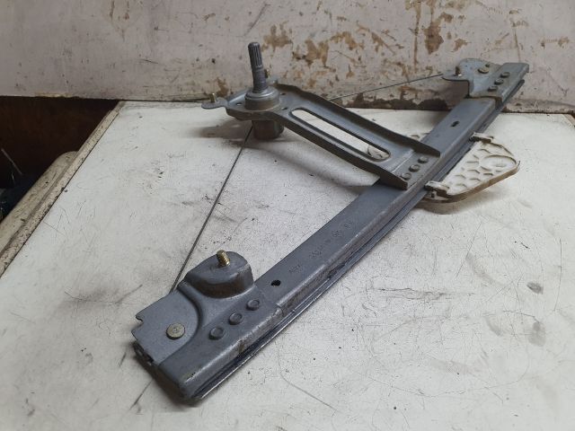 bontott DACIA LOGAN Bal hátsó Ablakemelő Szerkezet (Mechanikus)