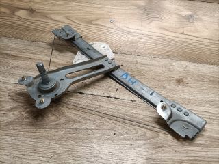 bontott DACIA LOGAN Bal hátsó Ablakemelő Szerkezet (Mechanikus)