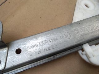 bontott DACIA LOGAN Bal hátsó Ablakemelő Szerkezet (Mechanikus)