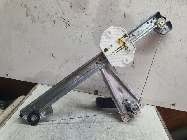 bontott DACIA LOGAN Bal hátsó Ablakemelő Szerkezet (Mechanikus)