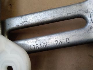 bontott DACIA LOGAN Bal hátsó Ablakemelő Szerkezet (Mechanikus)