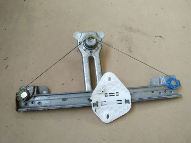 bontott DACIA LOGAN Bal hátsó Ablakemelő Szerkezet (Mechanikus)
