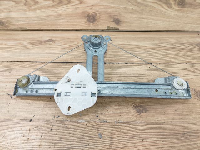 bontott DACIA LOGAN Bal hátsó Ablakemelő Szerkezet (Mechanikus)