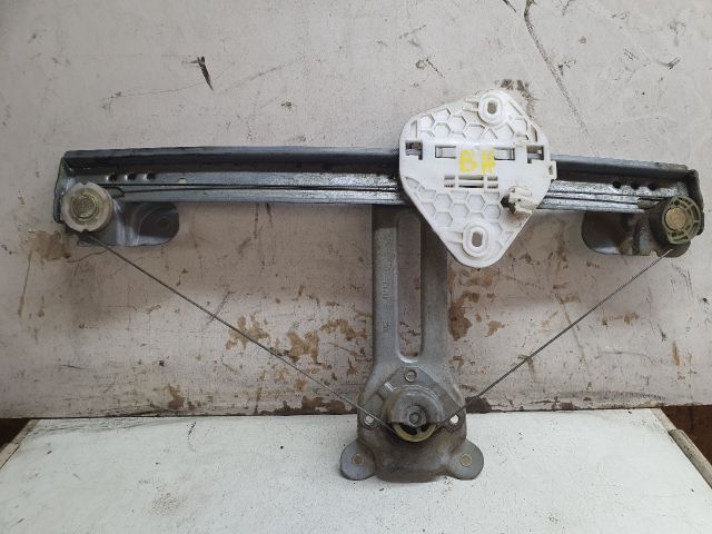 bontott DACIA LOGAN Bal hátsó Ablakemelő Szerkezet (Mechanikus)