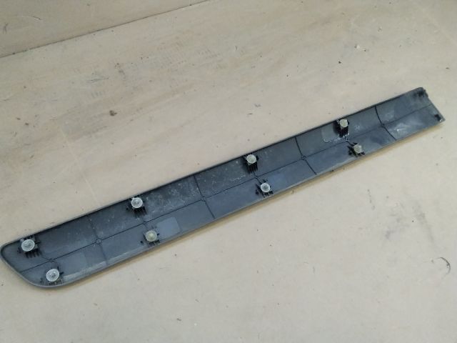 bontott DACIA LOGAN Bal hátsó Ajtó Díszléc