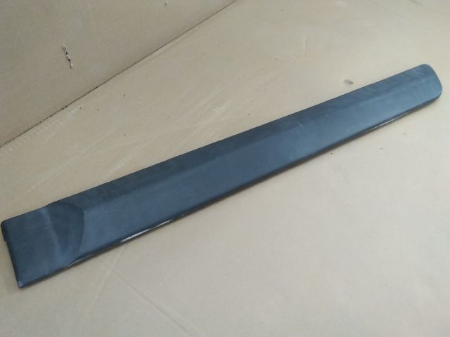 bontott DACIA LOGAN Bal hátsó Ajtó Díszléc