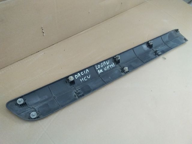 bontott DACIA LOGAN Bal hátsó Ajtó Díszléc