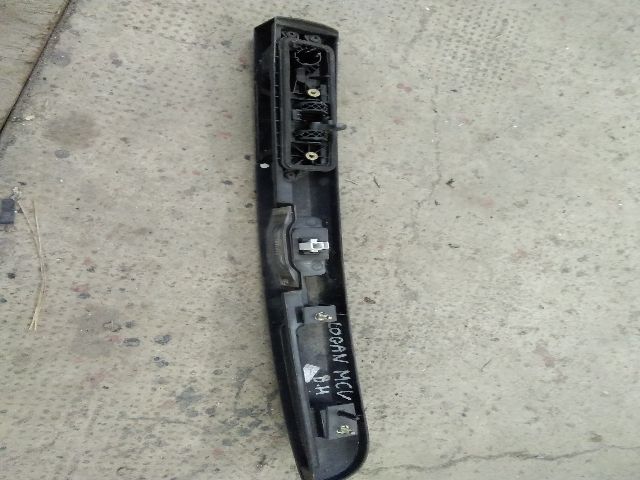 bontott DACIA LOGAN Bal hátsó Ajtó Díszléc