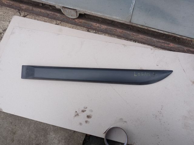 bontott DACIA LOGAN Bal hátsó Ajtó Díszléc