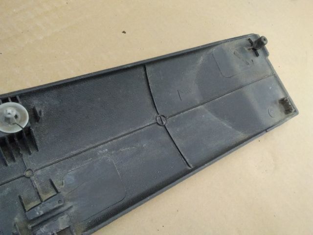 bontott DACIA LOGAN Bal hátsó Ajtó Díszléc