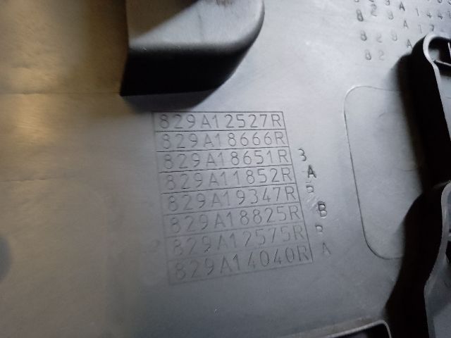 bontott DACIA LOGAN Bal hátsó Ajtó Kárpit