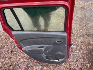 bontott DACIA LOGAN Bal hátsó Ajtó (Részeivel)