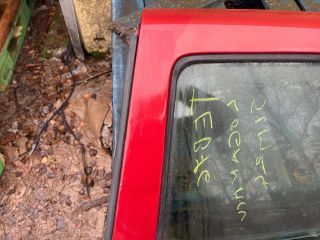 bontott DACIA LOGAN Bal hátsó Ajtó (Részeivel)