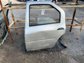 bontott DACIA LOGAN Bal hátsó Ajtó (Részeivel)