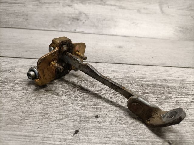 bontott DACIA LOGAN Bal hátsó Ajtóhatároló