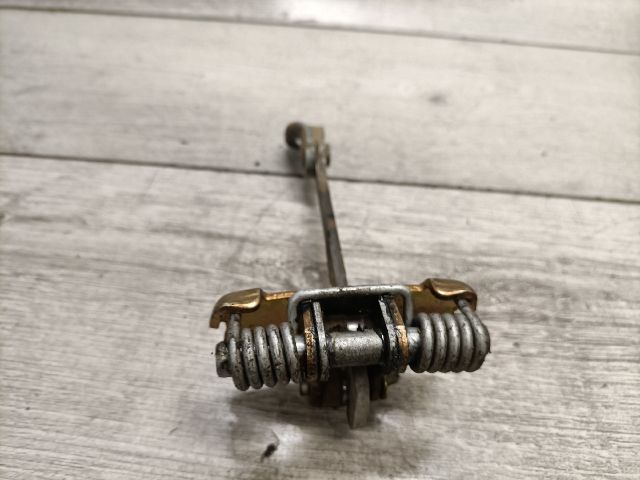 bontott DACIA LOGAN Bal hátsó Ajtóhatároló