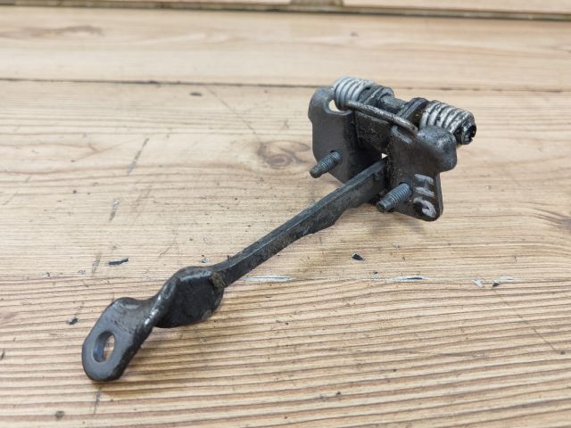 bontott DACIA LOGAN Bal hátsó Ajtóhatároló