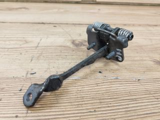 bontott DACIA LOGAN Bal hátsó Ajtóhatároló