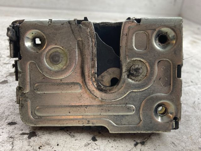 bontott DACIA LOGAN Bal hátsó Ajtózár