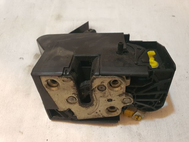 bontott DACIA LOGAN Bal hátsó Ajtózár