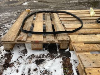 bontott DACIA LOGAN Bal hátsó Gumikéder