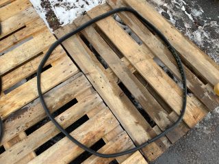 bontott DACIA LOGAN Bal hátsó Gumikéder