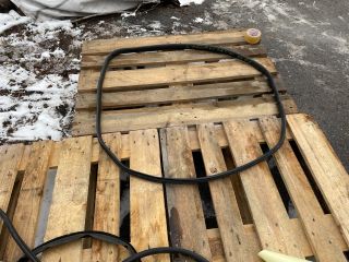 bontott DACIA LOGAN Bal hátsó Gumikéder