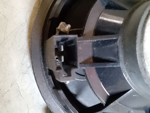 bontott DACIA LOGAN Bal hátsó Hangszóró