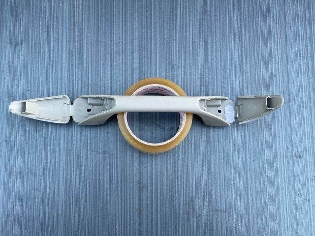 bontott DACIA LOGAN Bal hátsó Kapaszkodó (Felső)