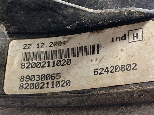 bontott DACIA LOGAN Bal Hátsó Lámpa