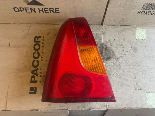 bontott DACIA LOGAN Bal Hátsó Lámpa