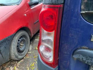 bontott DACIA LOGAN Bal Hátsó Lámpa
