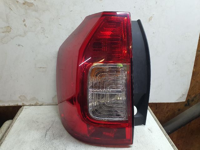 bontott DACIA LOGAN Bal Hátsó Lámpa