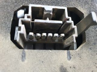 bontott DACIA LOGAN Bal Hátsó Lámpa