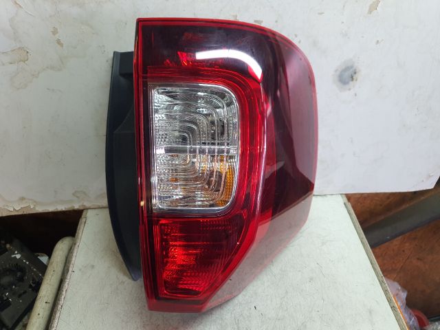 bontott DACIA LOGAN Bal Hátsó Lámpa